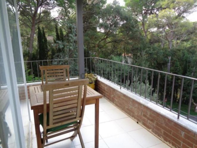 Precioso Con Piscina En Apartament
